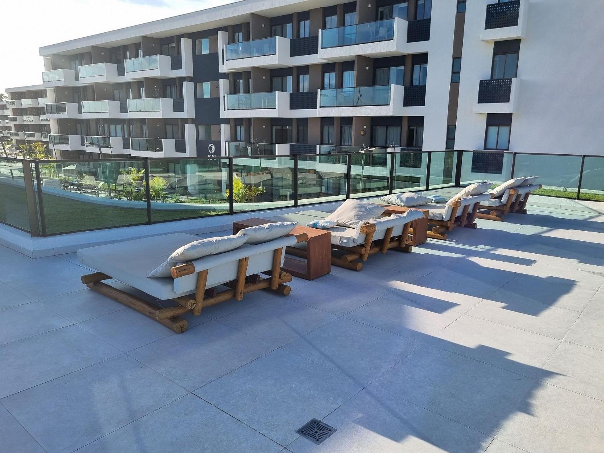 Apartment Pool View