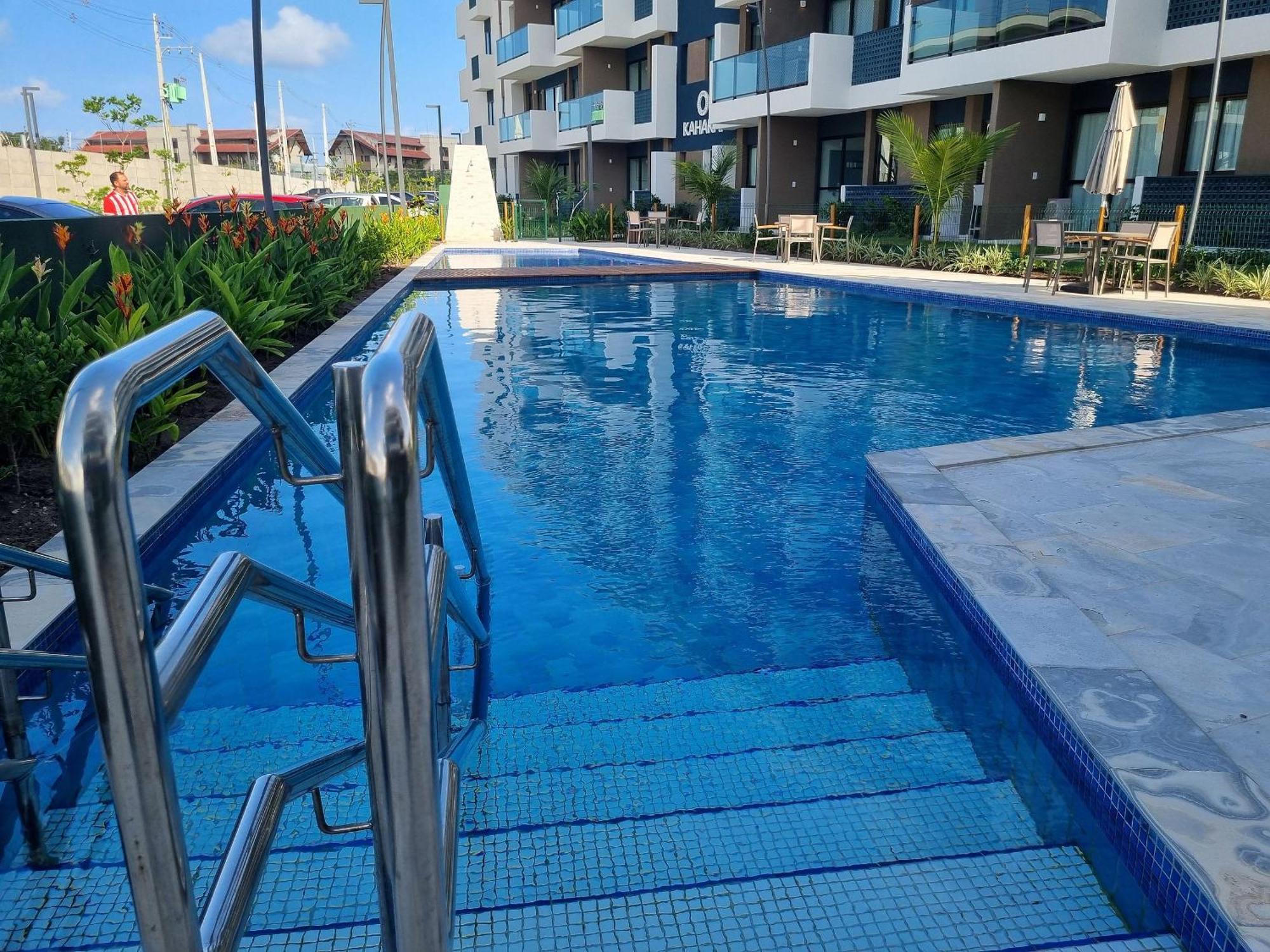 Apartment Pool View